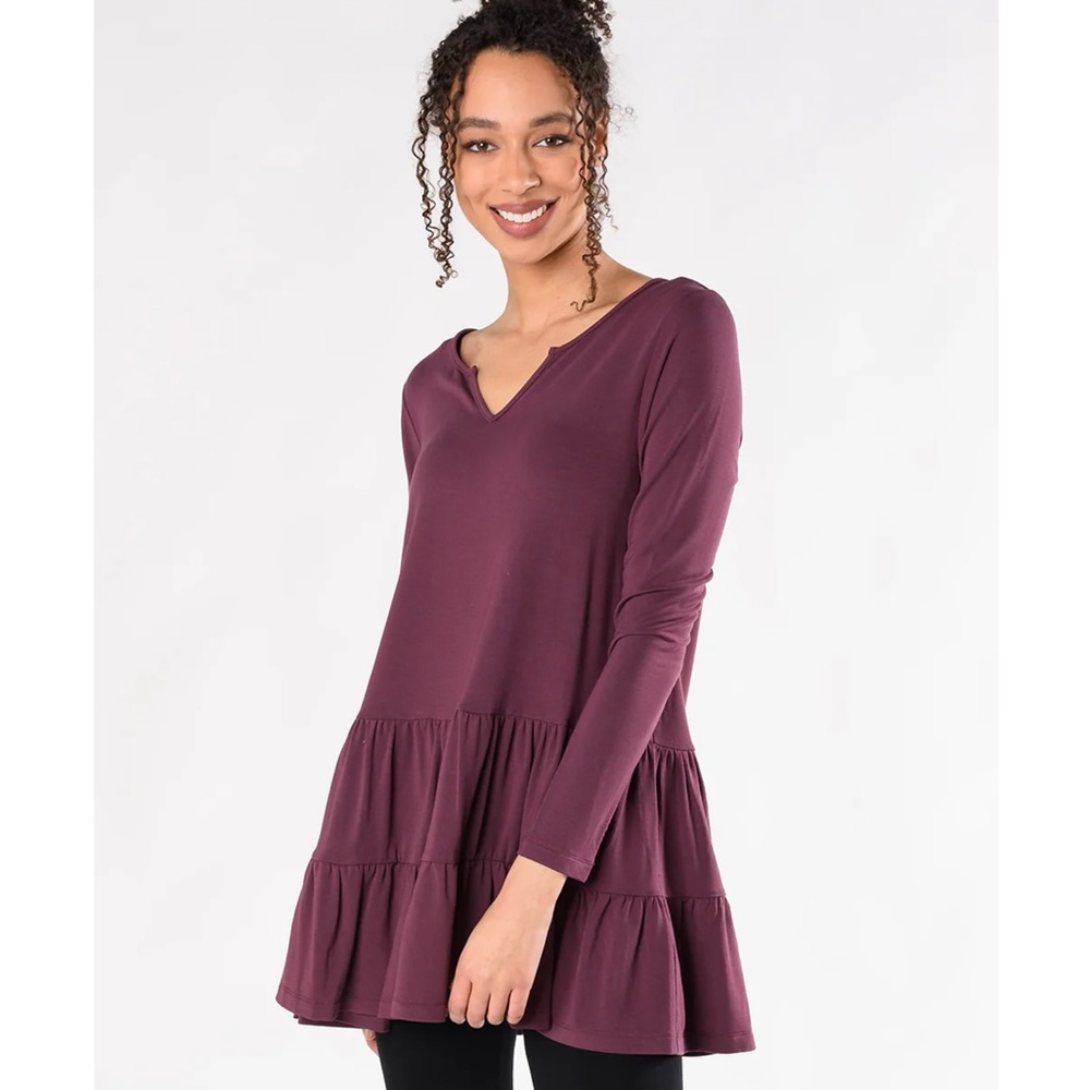 Terrera: Sadie Tiered Bamboo Tunic - Plum